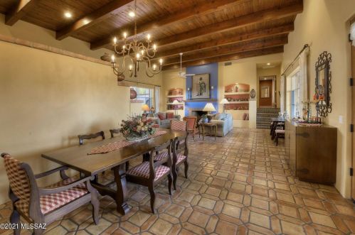 4820 Camino Escuela, Tucson AZ 85718-5914 exterior