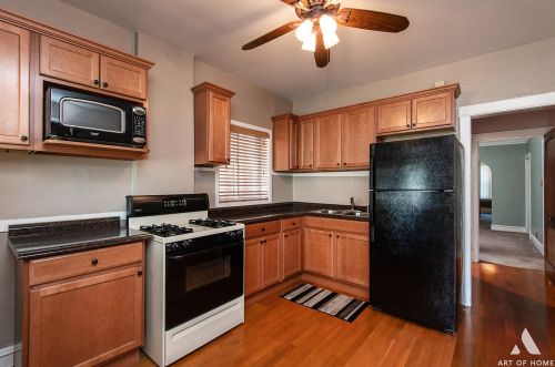 3621 Whipple St, Chicago IL 60655-2328 exterior