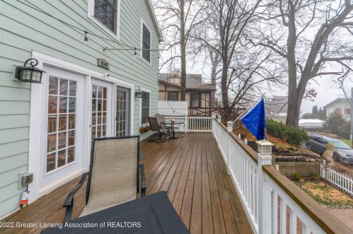 6249 Reynolds Rd, Haslett MI 48840-8906 exterior