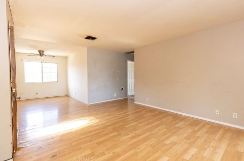 138 Valencia Dr, Fullerton CA 92833-3231 exterior