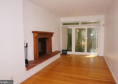 618 Kater St, Philadelphia PA 19147-1817 exterior