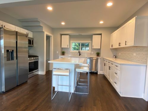 596 Euclid Ave, Elmhurst IL  60126-4336 exterior