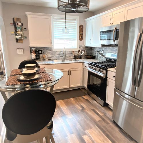 9126 Thurston Ave, Milwaukee WI  53225-2722 exterior