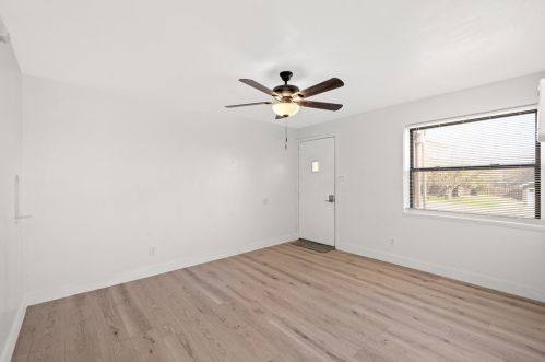 3475 Clearfield St, Pittsburgh PA 15204-1538 exterior