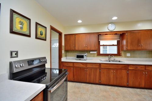 1000 111, Milwaukee WI 53214-2358 exterior