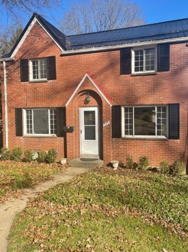 739 Gaywood Dr, Pittsburgh, PA 15235-4144