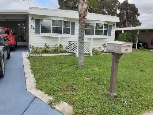 32 Del Prado St, Fort Pierce, FL 34952-2850