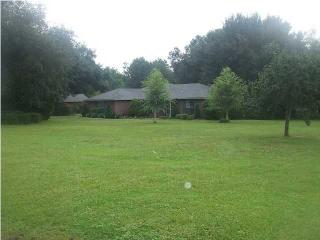 5405 Pine Barron Rd, Milton, FL 32570-8246