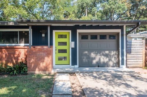 4702 Everglade Dr, Austin TX  78745-1715 exterior