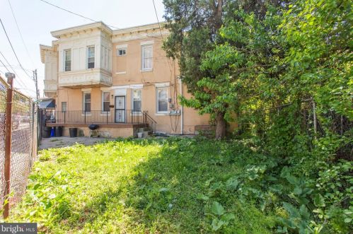 4300 17 St, Philadelphia PA 19130-0041 exterior