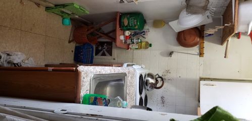 196 Rockaway Ave, Valley Stream NY 11580-5824 exterior