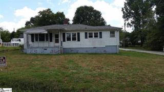 13 Berea Dr, Greenville, SC 29617-2101