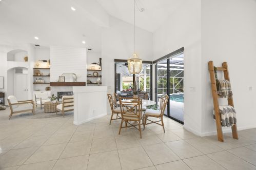 19088 Loxahatchee Riv Rd, Jupiter FL 33458-2414 exterior