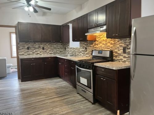 297 9th St, Newark NJ  07103-2134 exterior