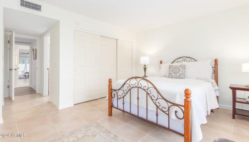 25660 Howard Dr, Chandler AZ 85248-6820 exterior