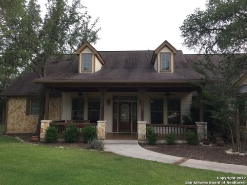 1071 Glenwood Loop, Spring Branch, TX 78163-1614