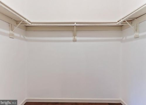 16 Cliveden Ct, Trenton NJ 08648-1400 exterior