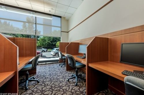 849 Franklin St, Chicago IL 60610-8793 exterior