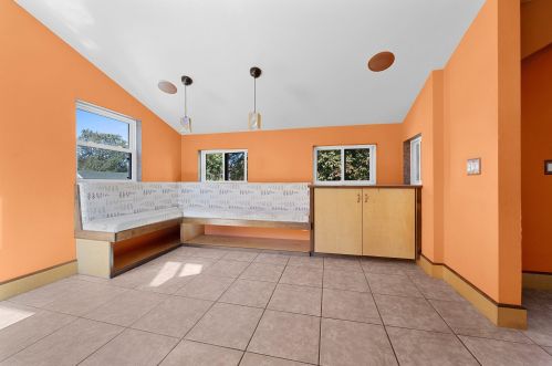 713 Water St, Manitowoc WI 54220-3221 exterior