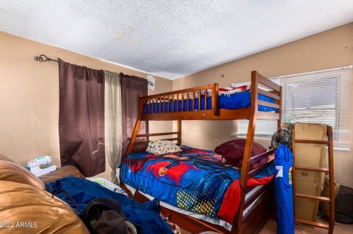 1808 50 Dr, Phoenix AZ 85031-1328 exterior