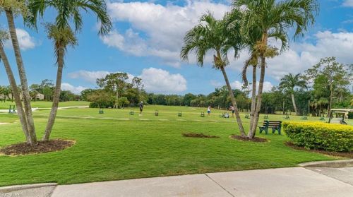 5564 Foxhunt Way, Naples FL exterior