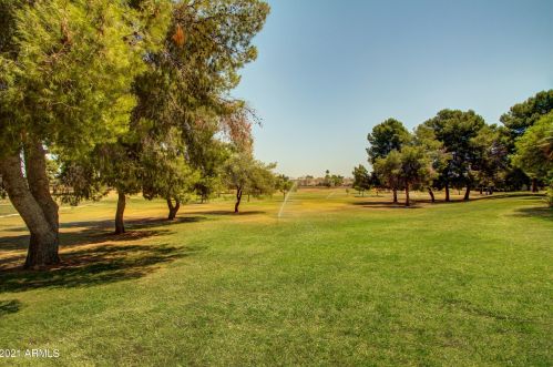 4050 Cactus Rd, Phoenix AZ  85032-7609 exterior