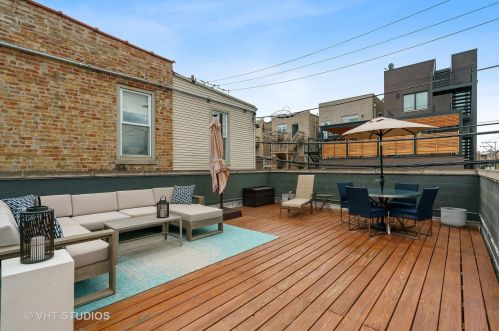 1542 Artesian Ave, Chicago IL 60622-1750 exterior