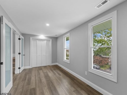 156 Barnert Ave, Paterson NJ  07512-1640 exterior