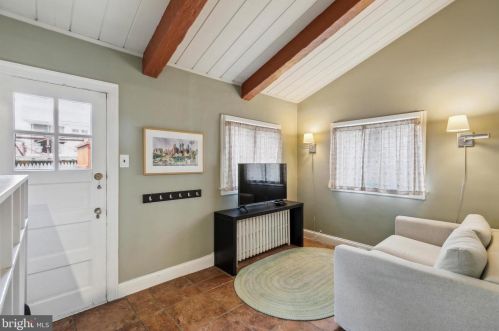 2924 Berkley Rd, Ardmore PA 19003-1805 exterior