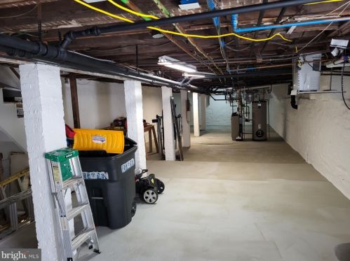 320 19 St, Chester PA 19013-5605 exterior