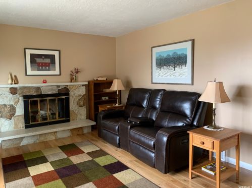 10973 Shady Dell Dr, Sandy, UT 84094-5069