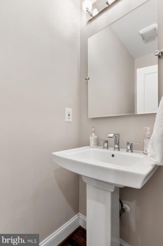 4011 13th St, Washington DC  20011-5607 exterior