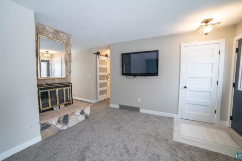 112 2 Ave, Duluth MN 55810-2353 exterior