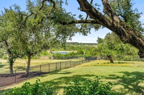 17837 Flagler Dr, Austin TX 78738-7630 exterior