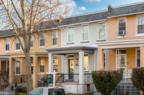 1807 Bay St, Washington DC  20003-2510 exterior