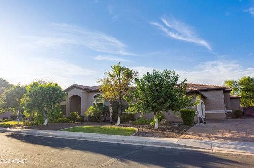 4102 Scorpio Pl, Chandler AZ 85249-5845 exterior
