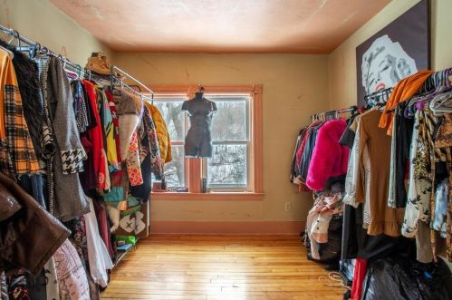 44 Uxbridge St, Worcester MA 01605-2502 exterior