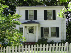 89 Freeman St, Newton, MA 02466-1212