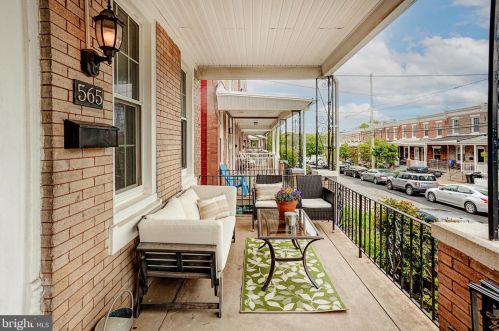 565 Martin St, Philadelphia PA  19128-1620 exterior