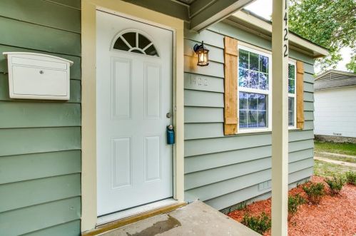 1422 Hansboro Ave, Dallas TX  75224-2552 exterior