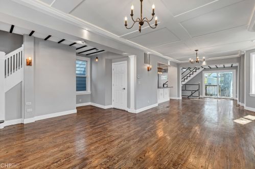 6749 Damen Ave, Chicago IL  60636-3204 exterior