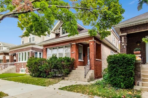 5043 Tripp Ave, Chicago, IL 60630-2724