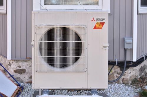 832 Elm St, Woonsocket RI 02895-3507 exterior