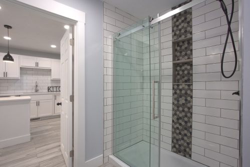 905 Courtney St, Grand Rapids MI 49504-3139 exterior