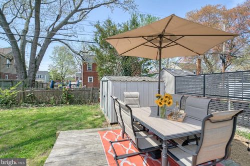 6014 Kings Hwy, Alexandria VA  22303-2232 exterior