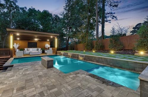 1198 Milmar Dr, Atlanta GA exterior