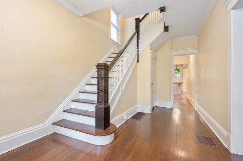 1133 Wightman St, Pittsburgh, PA 15217-1049