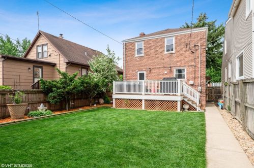 3057 Osceola Ave, Chicago IL 60707-1208 exterior