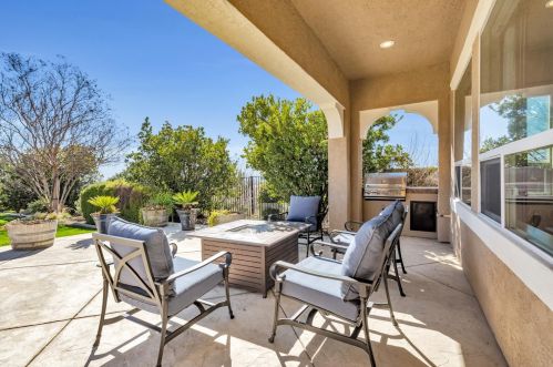 1403 Souza Dr, Folsom CA 95762-7559 exterior