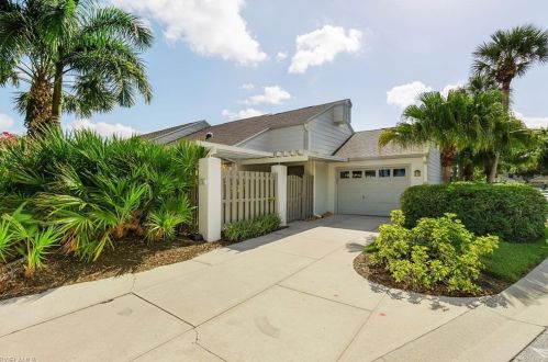 878 Meadowland Dr, Naples, FL 34108-2503